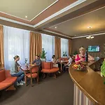 Hotel Dr. Adler Spa & Kurhotel 3*