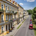 Hotel Dr. Adler Spa & Kurhotel 3*