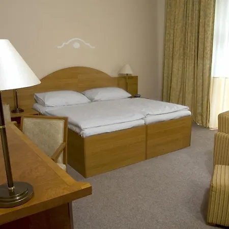 Dr. Adler Spa & Kurhotel 3* Frantiskovy Lazne