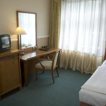 Hotell Dr. Adler &