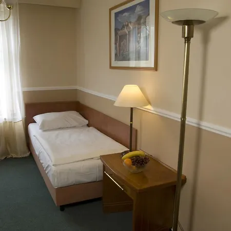 Hotell Dr. Adler & Františkovy Lázně