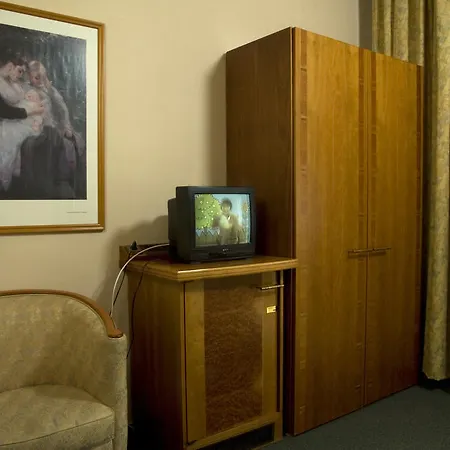 Hotell Dr. Adler & Františkovy Lázně