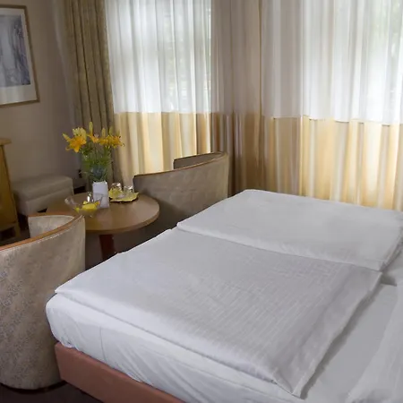 Hotell Dr. Adler & Františkovy Lázně