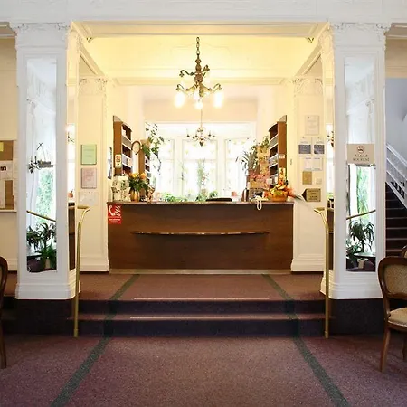 Hotell Dr. Adler & 3*