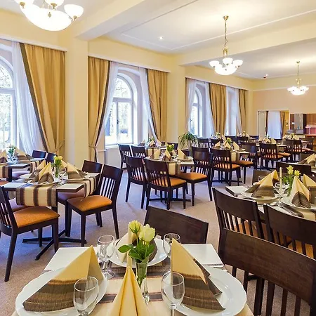 Hotel Dr. Adler Spa & Kurhotel 3*